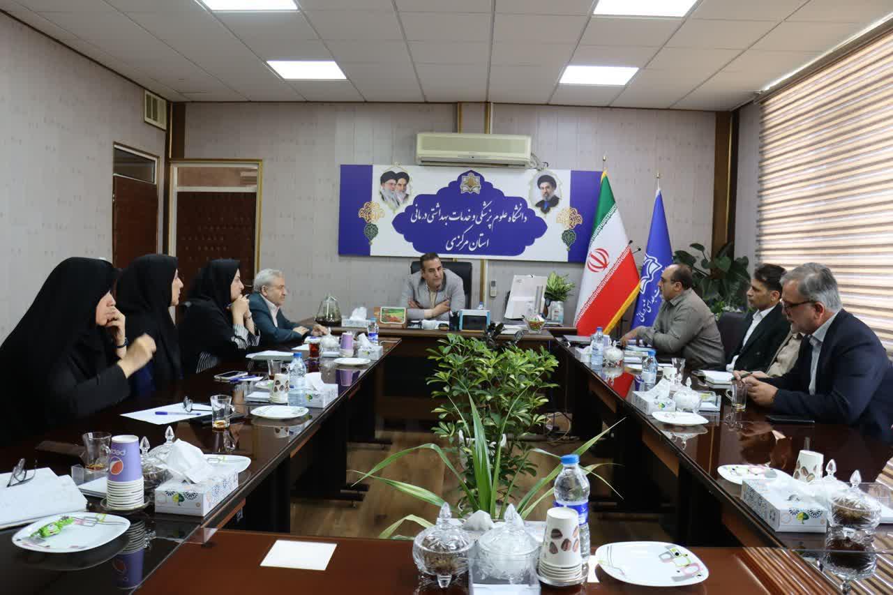 برگزاری جلسه هماهنگی مراسم گرامیداشت روز پرستار در دانشگاه علوم پزشکی اراک